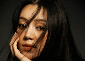 Hoàng Linh Chi “cân trọn” cả tạo hình cổ trang và hiện đại: Cô đồng ma mị trong Hoàng Tử Quỷ đẹp cuốn hút khi lên đồ thời trang