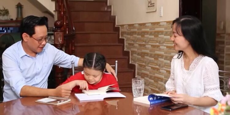 Câu chuyện cuộc sống: Dung hòa khi vợ chồng chênh lệch thu nhập