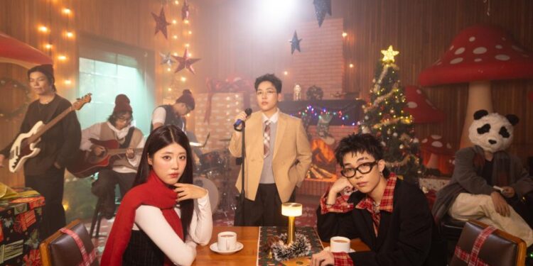 PiaLinh góp giọng trong EP Giáng sinh “mùa ôm ôm” của Kai Đinh, xuất hiện trong MV “Xmas day, em dau” bên cạnh Dangrangto