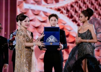 Hoa hậu Hoàng Thanh Nga ghi dấu ấn đẳng cấp thời trang trong chuỗi sự kiện Miss Cosmo 2025