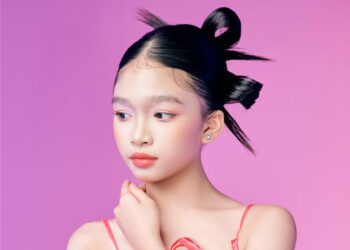 Ruby Tâm Nhi tỏa sáng rạng rỡ cùng thiết kế lấy cảm hứng từ bánh dân gian của NTK Nguyễn Minh Công