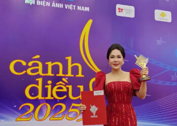 Vai Hai Nhị giúp Việt Hương tiếp tục gặt hái Giải Thưởng Điện Ảnh