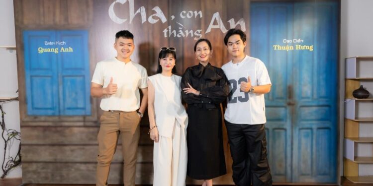 Bộ đôi NSX Phong Lee và NSX Kevin Huỳnh mở buổi casting nhằm tìm kiếm những ứng viên phù hợp cho bộ phim Cha, con thằng An