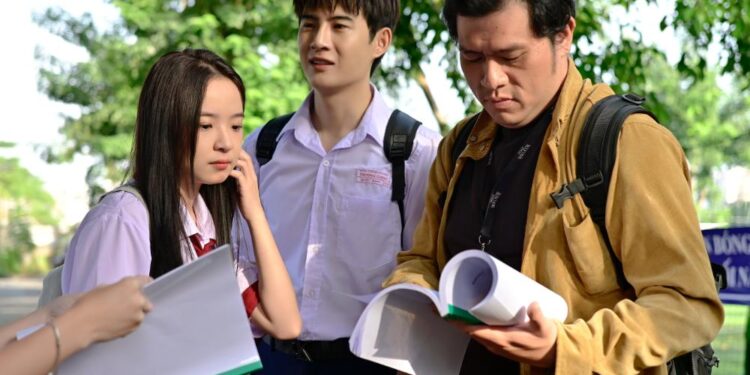 Đạo diễn Đỗ Hoàng không tiếc 10 năm để tìm kiếm những chất liệu làm phim