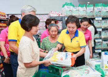 Siêu thị Mini 0 đồng 2026: PNJ mang hơn 6 tỷ đồng tặng 15.000 bà con khó khăn