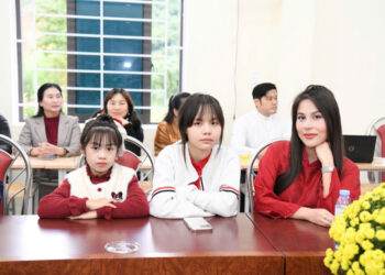 Khép lại năm 2025,  Phùng Hiểu Anh tỏa sáng bằng những dấu ấn nghệ thuật và cộng đồng đầy ấn tượng 