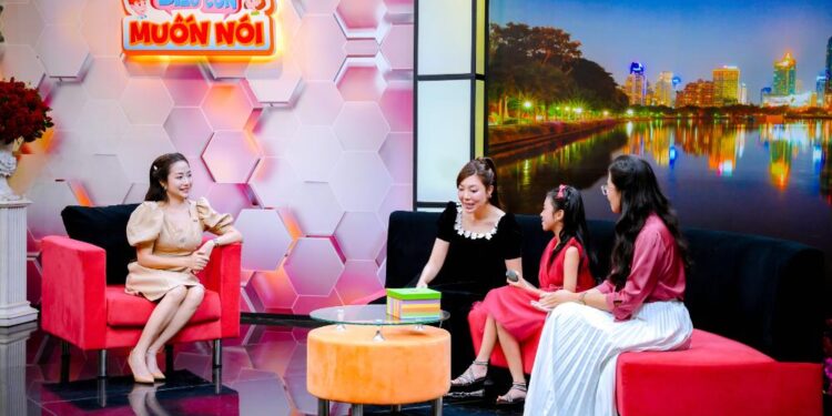 Điều Con Muốn Nói: Con gái 9 tuổi của ca sĩ Tuyết Mai ước mơ thành ca sĩ đi vòng quanh thế giới