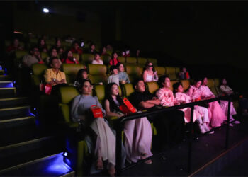 Hơn 10 gia đình sao Việt nô nức đưa con đến thưởng thức phim điện ảnh “Mùi Phở” 