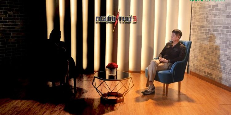 Cưới được 7 ngày phát hiện chồng có con với người khác, người phụ nữ vẫn nhẫn nhịn suốt 13 năm vì con