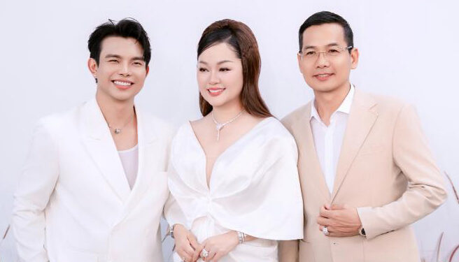 Hoa hậu Hoàng Thanh Nga đọ sắc bên dàn mỹ nhân nổi tiếng tại sự kiện của NTK Đỗ Long