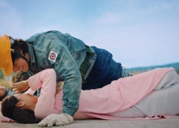 Bộ phim khiến Lê Thiện Viễn bán nhà để đầu tư đạt doanh thu trăm tỷ