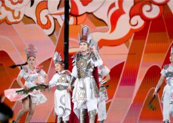 Hào khí Việt Nam và Dòng máu Lạc Hồng: Tiết mục đậm chất sử thi của Đan Trường gây sốt dịp Lễ hội đền Hùng