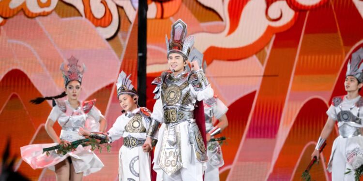 Hào khí Việt Nam và Dòng máu Lạc Hồng: Tiết mục đậm chất sử thi của Đan Trường gây sốt dịp Lễ hội đền Hùng