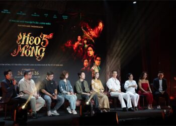 Giám đốc sáng tạo Võ Thanh Hòa tiết lộ dự án tiếp theo trong Vũ Trụ Linh Dị tại Showcase “Heo Năm Móng”