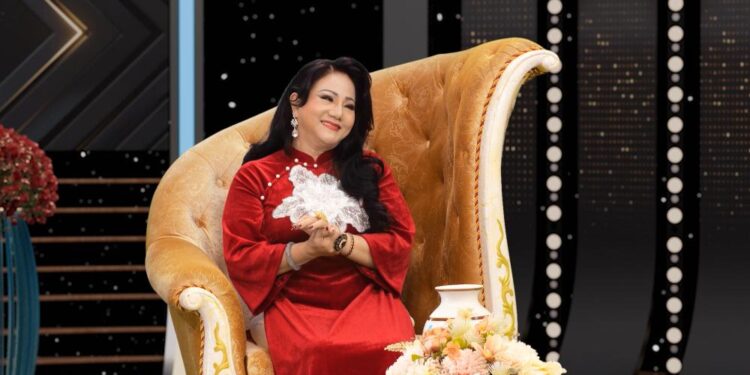 Kỷ lục của ca sĩ Ngọc Ánh: Một mình hát 22 bài liên tục trong liveshow, cháy vé 4 đêm liền