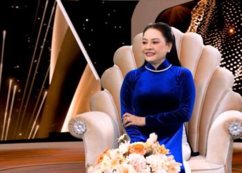 Ca sĩ Đông Đào kể lại chuyện khiến người khác “ôm nhớ hơn 10 năm”, tiết lộ thời thanh xuân đầy “nợ tình”