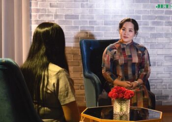 Người Thứ 3: Phát hiện ảnh bị “yểm” dưới bếp, người phụ nữ sống trong ám ảnh kéo dài