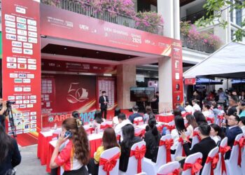 Từ kết nối đến đồng kiến tạo: UEH SHARING & GIVING – CAREER FAIR 2026 lan tỏa gần 14 tỷ đồng, kết nối hơn 5.000 cơ hội việc làm