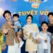 Vợ chồng Đăng Khôi – Thủy Anh liên tục thể hiện yêu thương khi tham gia sự kiện của “Mẹ vắng nhà Ba là siêu nhân 2026”
