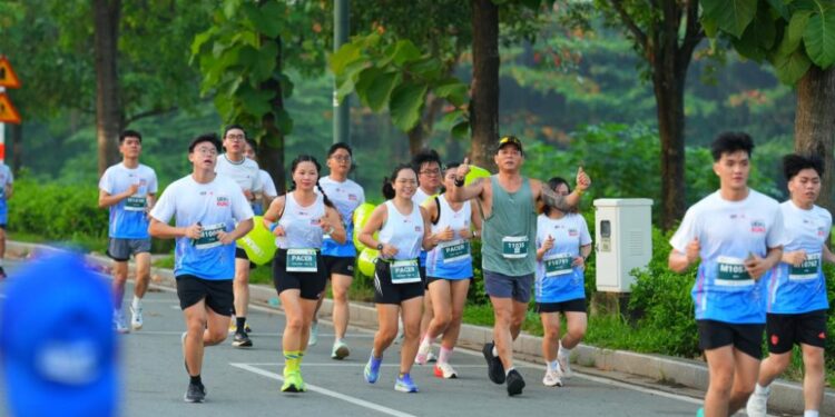 4.000 Runners cùng viết nên đường chạy “Tri Thức – Con Người – Tương Lai” tại UEH Run Half Marathon 2026