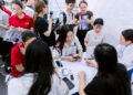 Hàng nghìn sinh viên tham gia UEB Job Fair 2026 tìm kiếm cơ hội nghề nghiệp