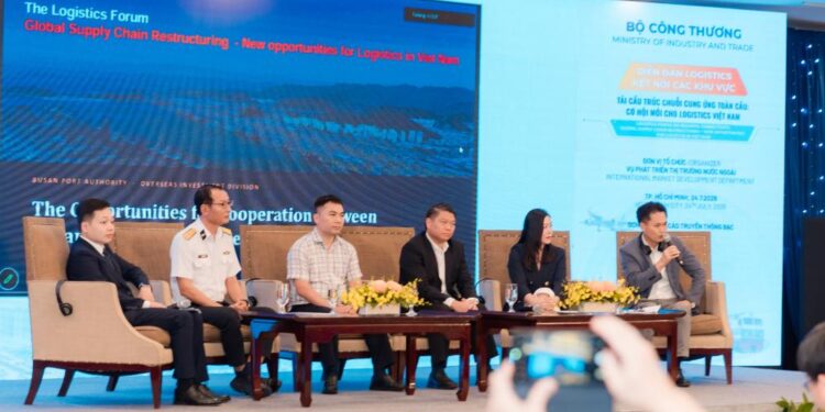 Diễn đàn Logistics kết nối các khu vực: Tái cấu trúc chuỗi cung ứng toàn cầu – Động lực mới cho logistics Việt Nam