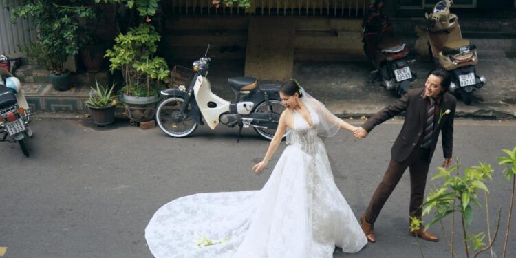 20 năm hôn nhân của Việt Hương – Hoài Phương: Thành công được viết nên bằng yêu thương và thấu hiểu
