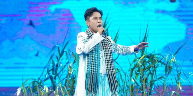Ca sĩ Huy Quang: Từng học kế toán trước khi quyết theo đuổi nghệ thuật