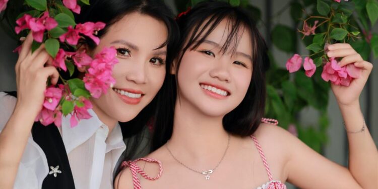Trúc Thy chắp cánh cho học trò Sophia Bảo Quyên lan tỏa cảm hứng học Tiếng Anh đến thế hệ trẻ