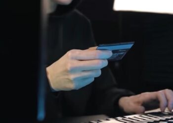 Rủi ro khi lưu mật khẩu trên trình duyệt ở máy tính dùng chung