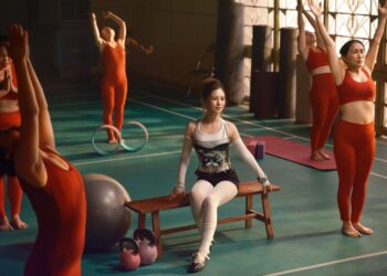 Bộ trang phục tốn nhiều công sức nhất trong “gái NGHỆ” lần đầu được tiết lộ
