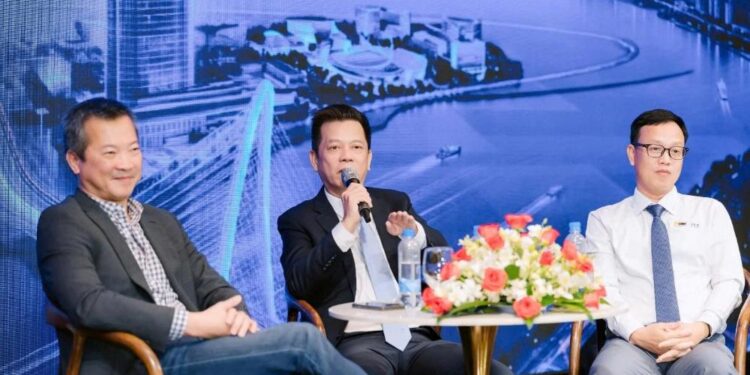Tọa đàm phân tích thị trường Bất Động Sản- Kỷ niệm 8 năm thành lập CLB Bất Động sản Vrec & Hrec và chúc mừng 22 năm ngày Doanh Nhân Việt Nam.