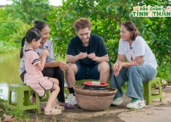 Võ Điền Gia Huy bị mẹ “bóc phốt”: Lì cực lì, hát dở 